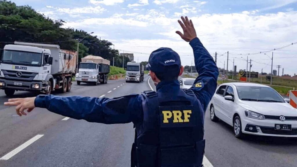 Número de acidentes em rodovias federais caiu 40% nos últimos 10 anos 